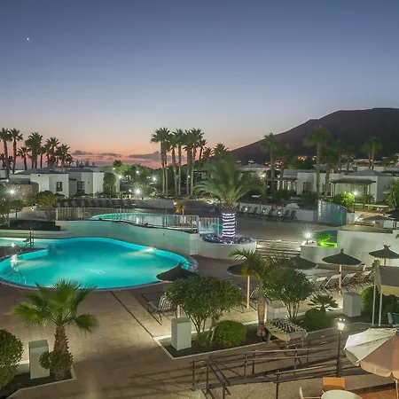 アパートホテル Jardines Del Sol 4*