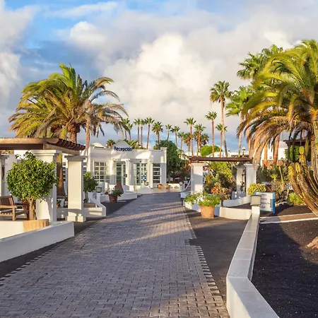 Aparthotel Jardines Del Sol Playa Blanca (Lanzarote)