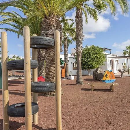Jardines Del Sol Aparthotel Playa Blanca (Lanzarote)