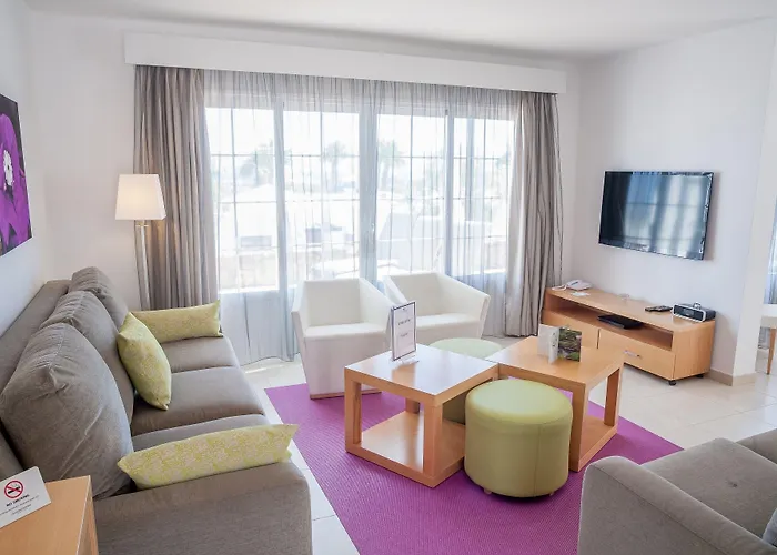 Jardines Del Sol Ξενοδοχείο με διαμερίσματα 4*