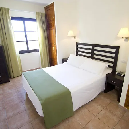 Lägenhetshotell Jardines Del Sol 4*