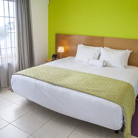 Apart Otel Jardines Del Sol 4*