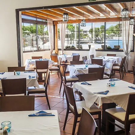 Apart Otel Jardines Del Sol 4*